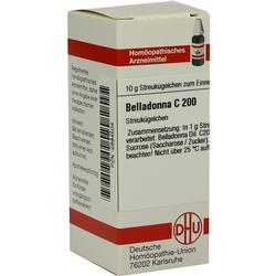 Weiße Verpackung mit rotem Streifen, beschriftet mit "Belladonna C 200 Streukügelchen".