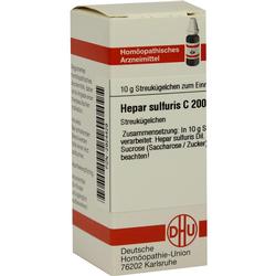 Weiße Verpackung für homöopathische Streukügelchen namens Hepar sulfuris C 200.
